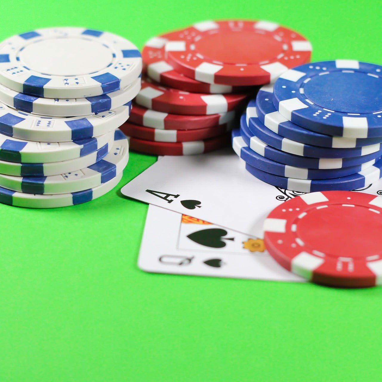 Basketball and boxing sports betting markets available on php365
